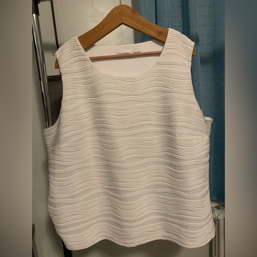 Calvin Klein plus dressy tank shell